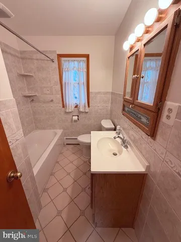 $425,000 | 1664 Glen Drive, Pasadena, MD 21122