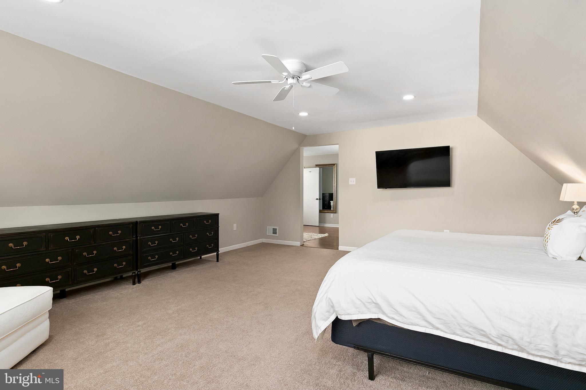 108 Arbor Road Cinnaminson, NJ 08077 - Photo 18 of 36 Gallery Image 18
