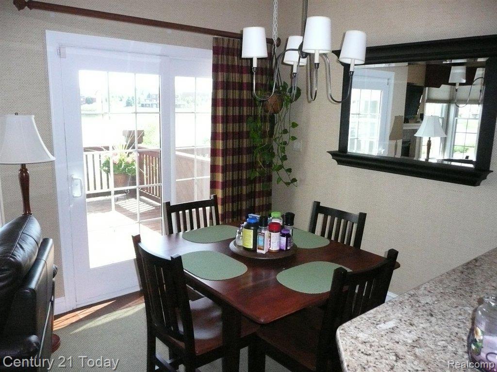 24955 Reeds Pointe Drive, Unit 7 Novi, MI 48374 - Photo 8 of 25 Breakfast Aera