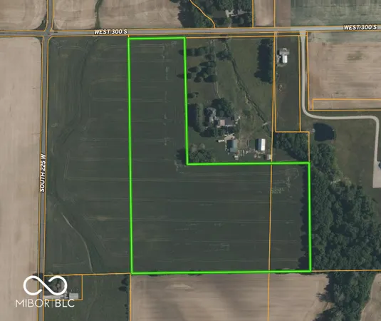 $495,000 | 2065 West County Rd 300 South Road South, Franklin, IN 46131