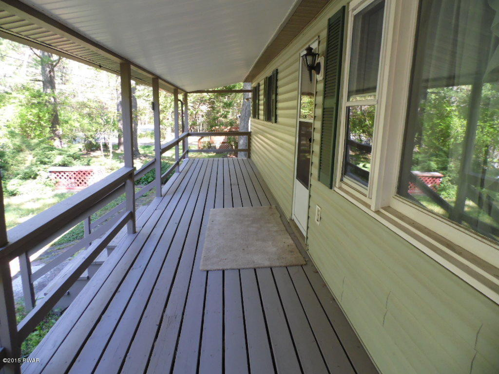 228 Doolan Road Dingmans Ferry, PA 18328 - Photo 4 of 14
