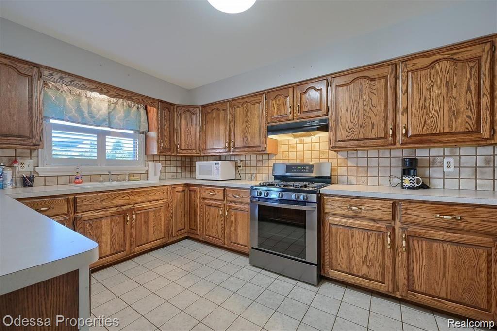 16185 24 Mile Road Macomb, MI 48042 - Photo 11 of 39