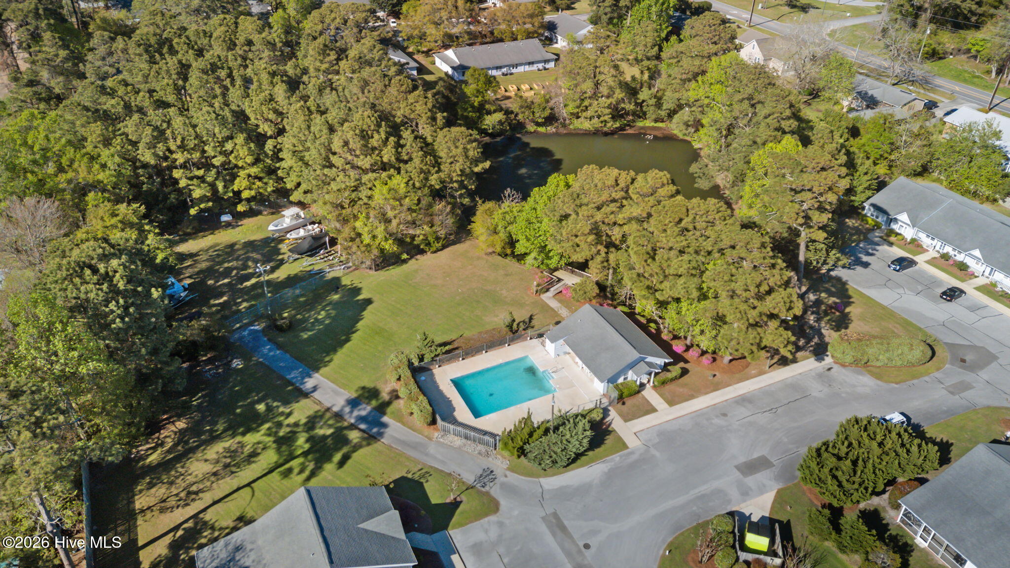 303 Barbour Road, Unit 1004 Morehead City, NC 28557 - Photo 24 of 29 Pool