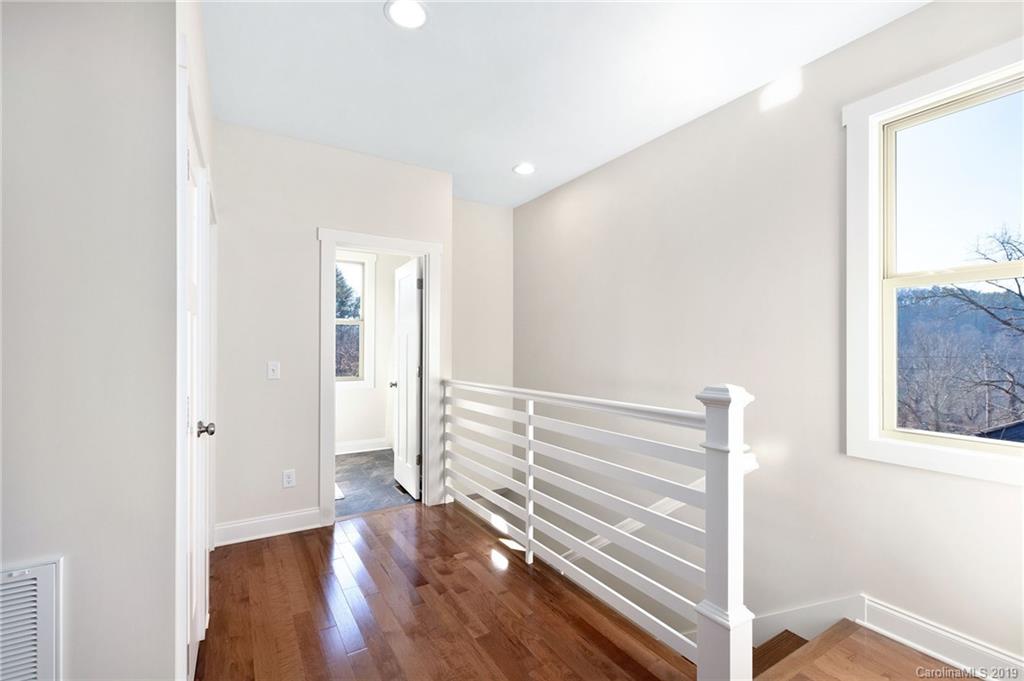 79 Green Oak Road Woodfin, NC 28804 - Photo 15 of 26 Gallery Image 15