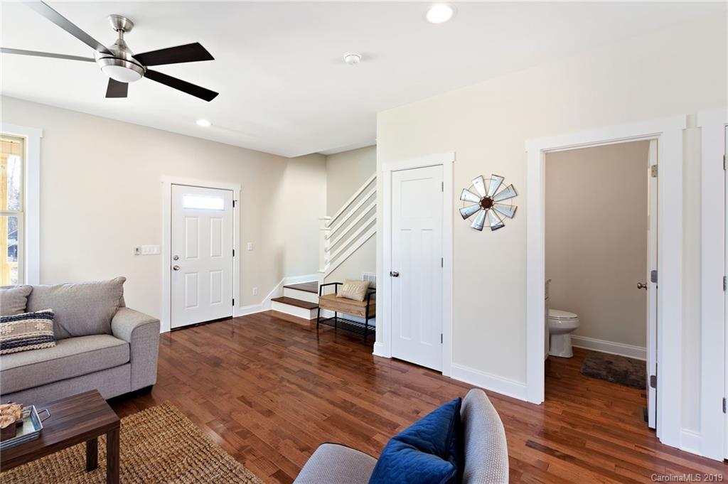 79 Green Oak Road Woodfin, NC 28804 - Photo 5 of 26 Gallery Image 5
