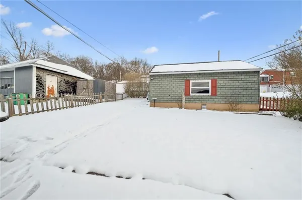 $119,900 | 1002 North 3rd Street, Jeannette, PA 15644