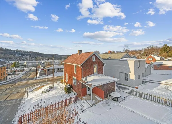 $119,900 | 1002 North 3rd Street, Jeannette, PA 15644