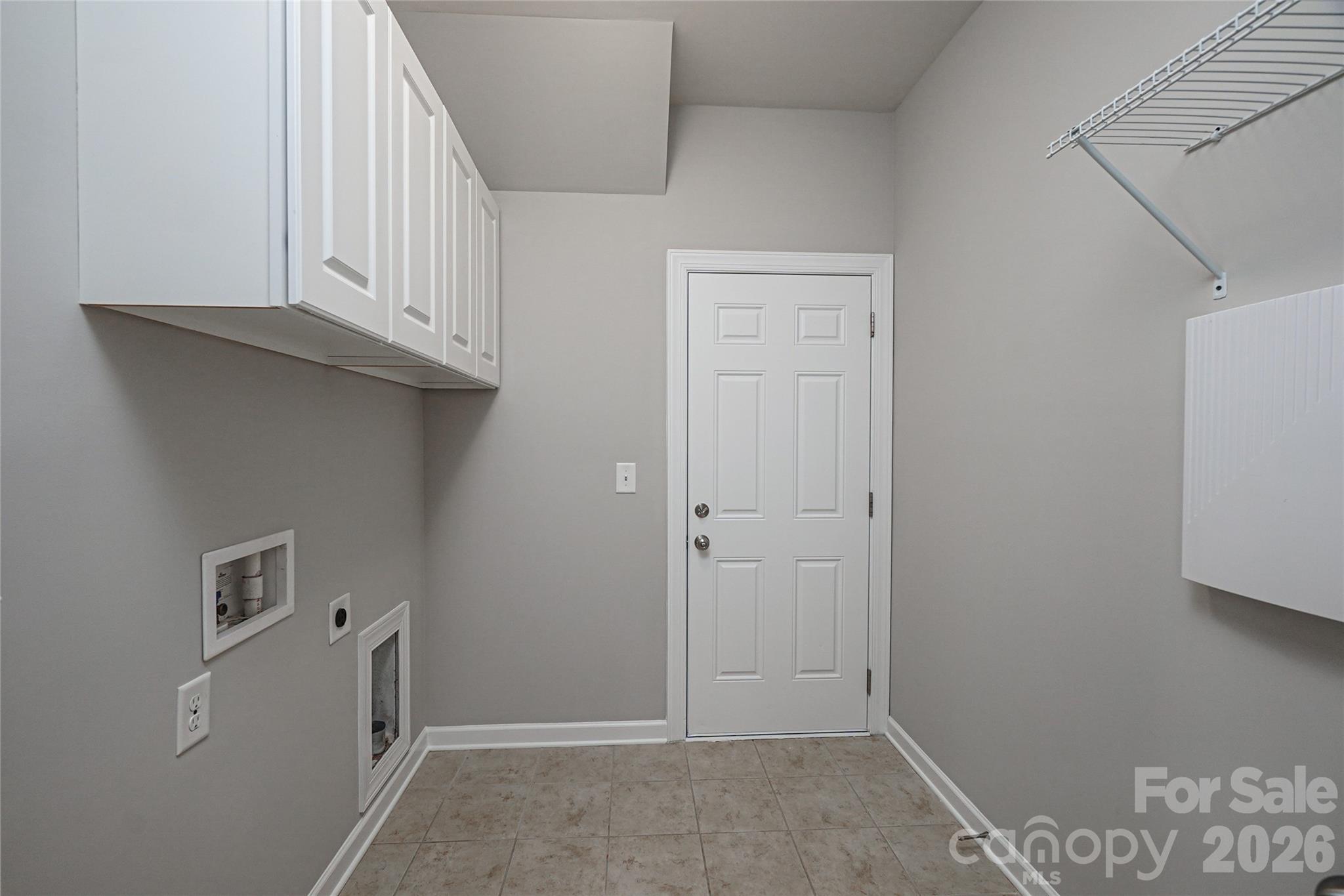 4008 Oxford Mill Road Waxhaw, NC 28173 - Photo 21 of 44 a view of cabinets
