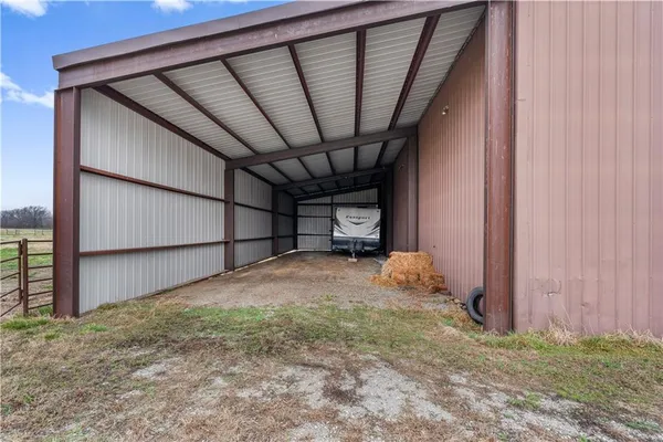 $560,000 | 24926 South 43rd Highway, Bronaugh, MO 64728