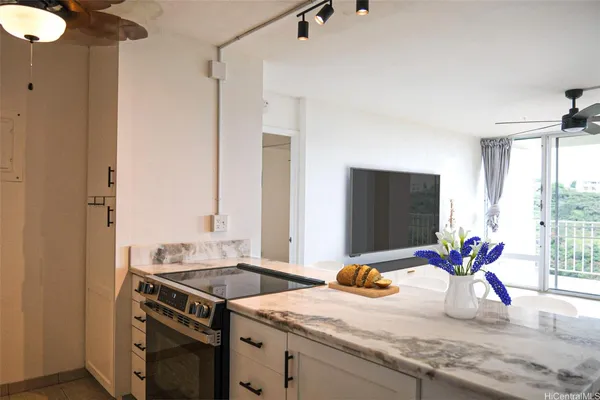 $580,000 | 98-715 Iho Place, Unit 4303, Aiea, HI 96701