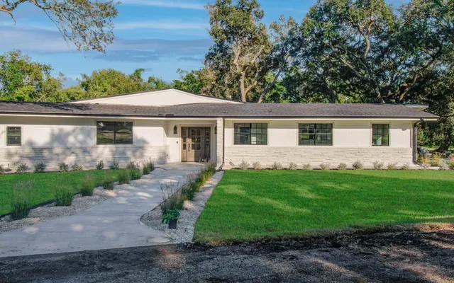 $3,100 | 116 Laughlin Road, Eagle Lake, TX 77434