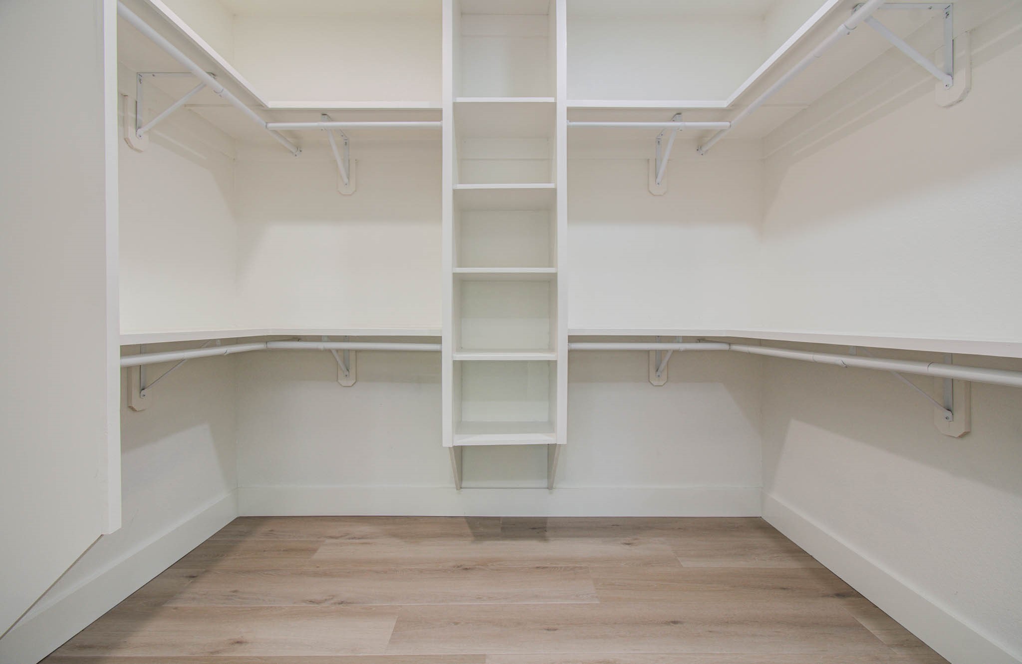 116 Laughlin Road Eagle Lake, TX 77434 - Photo 21 of 41 a view of an empty walk in closet