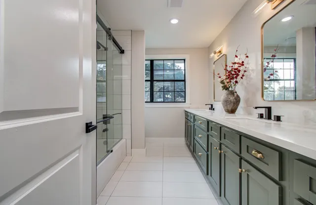 $3,100 | 116 Laughlin Road, Eagle Lake, TX 77434