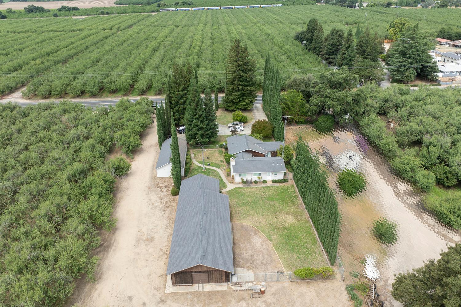 22342 Henry Road Escalon, CA 95320 - Photo 10 of 18