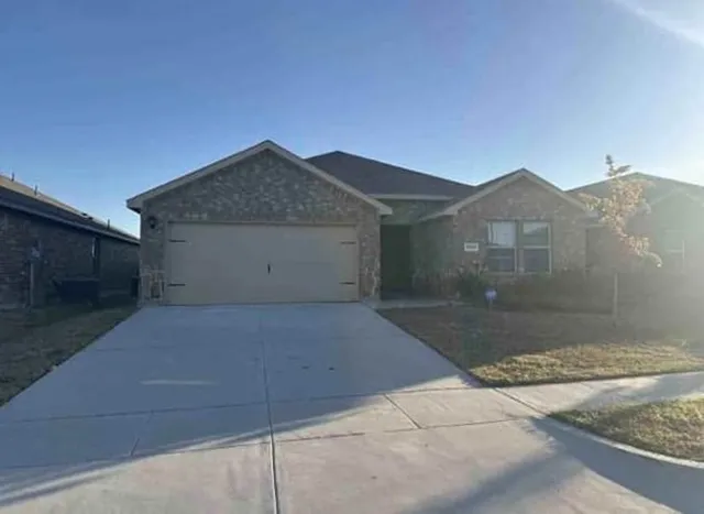 $214,500 | 1748 Duskwood Drive, Lancaster, TX 75146