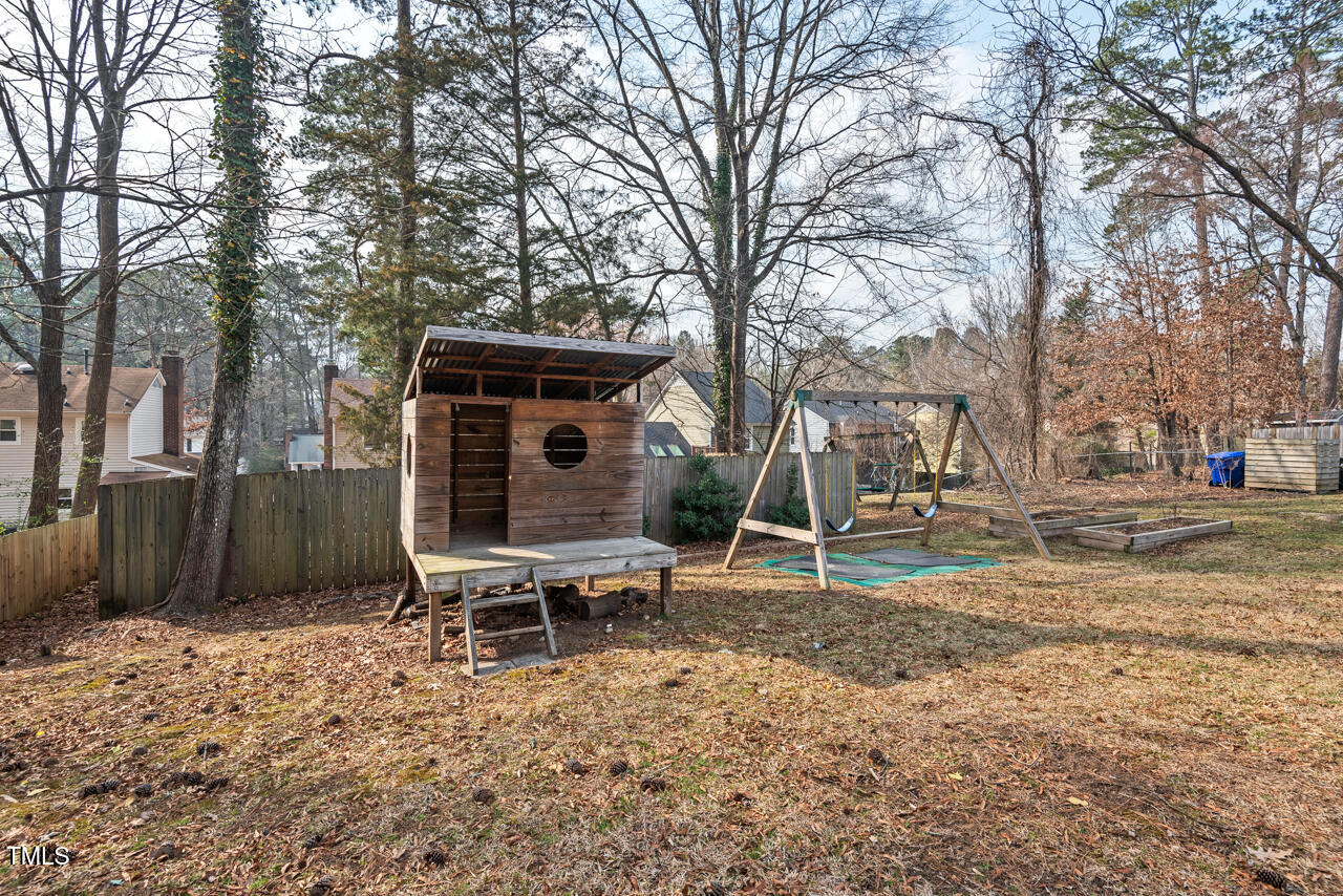 3136 Dixon Road Durham, NC 27707 - Photo 41 of 47 playhouse