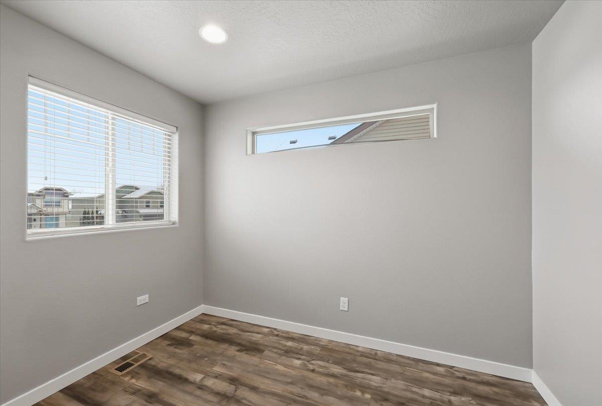 616 South Moen Street Spokane Valley, WA 99016 - Photo 22 of 44