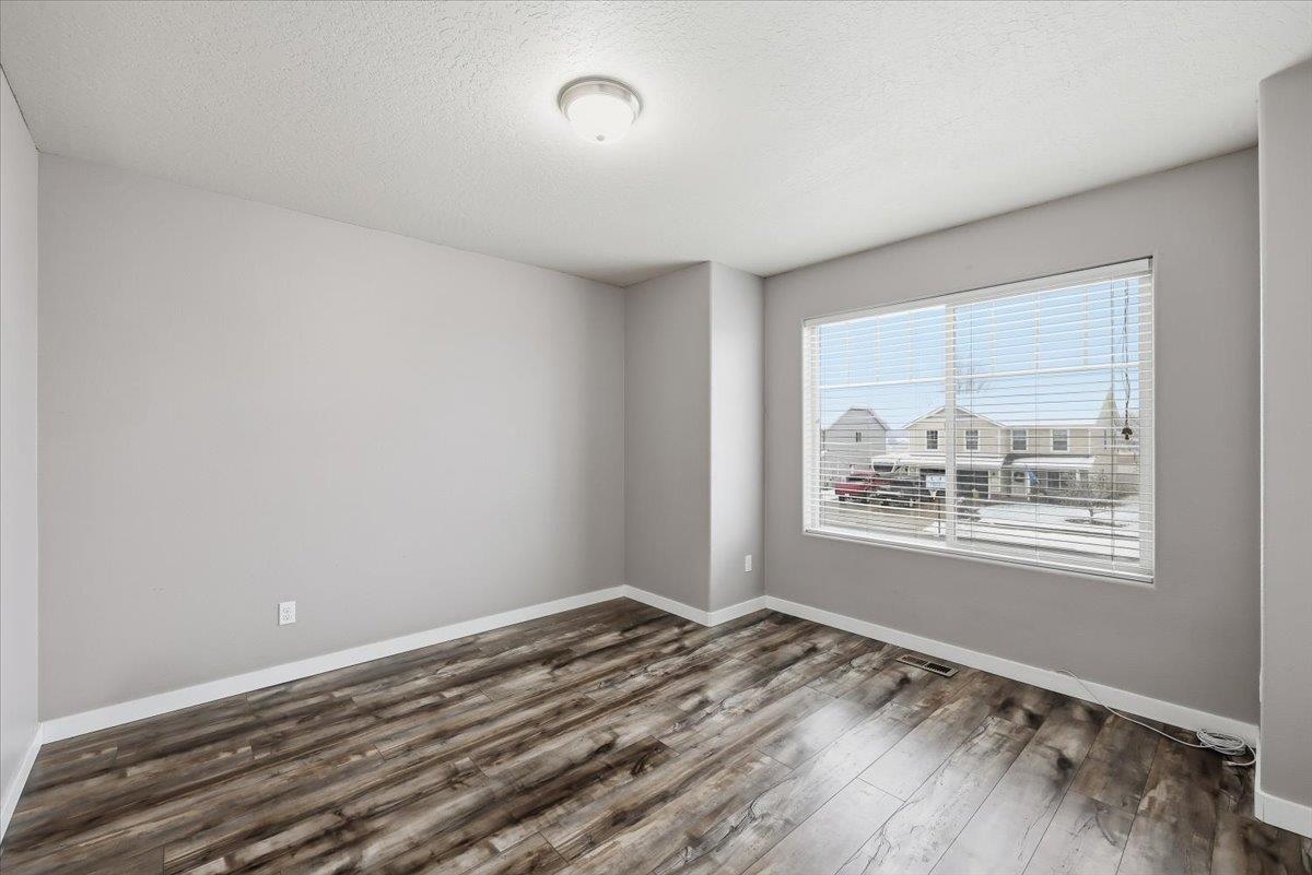 616 South Moen Street Spokane Valley, WA 99016 - Photo 29 of 44