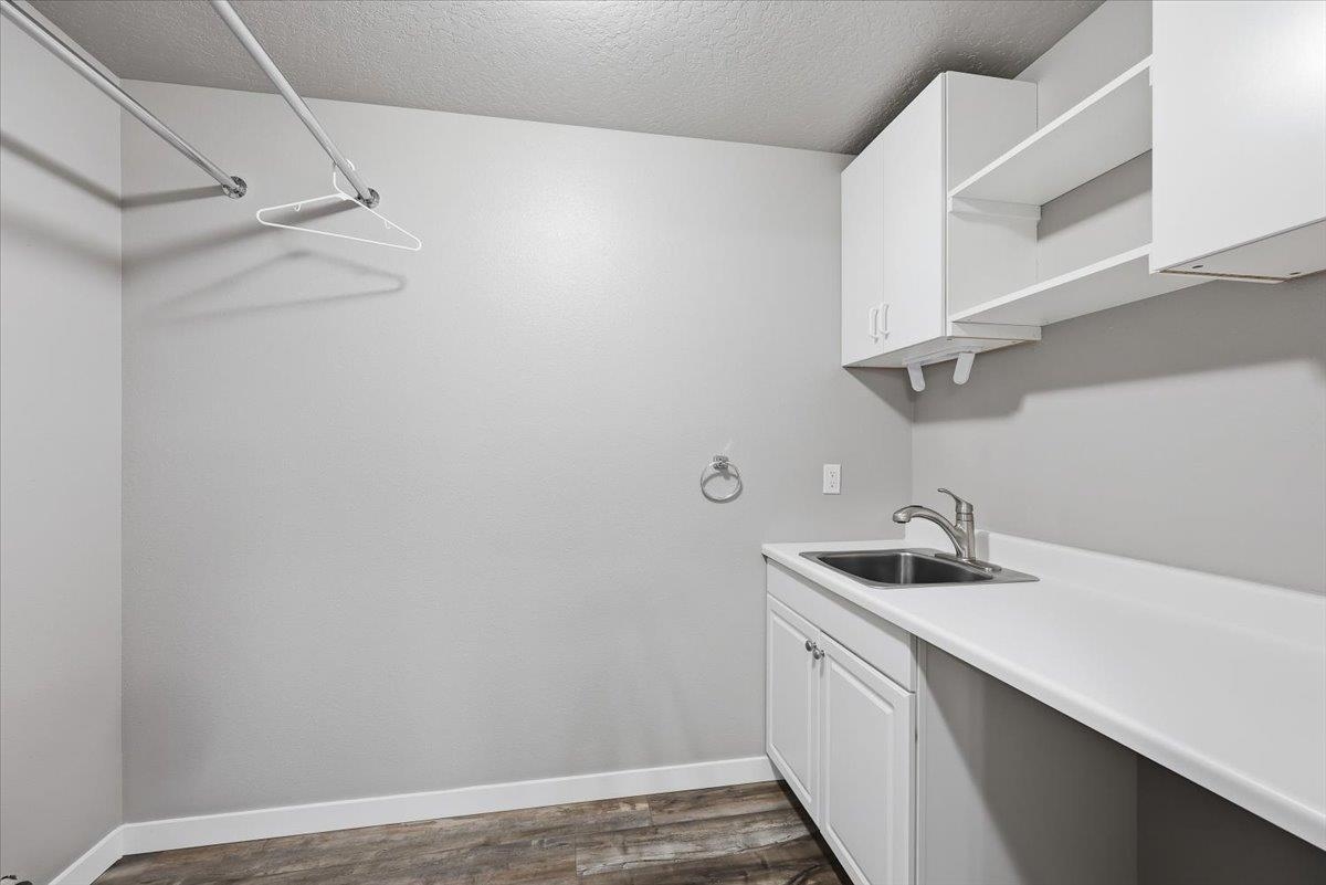 616 South Moen Street Spokane Valley, WA 99016 - Photo 31 of 44