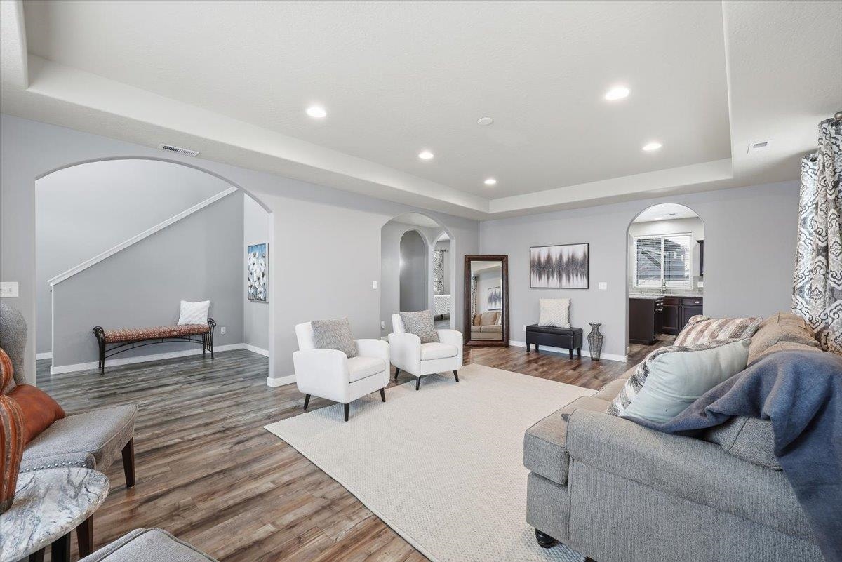 616 South Moen Street Spokane Valley, WA 99016 - Photo 7 of 44