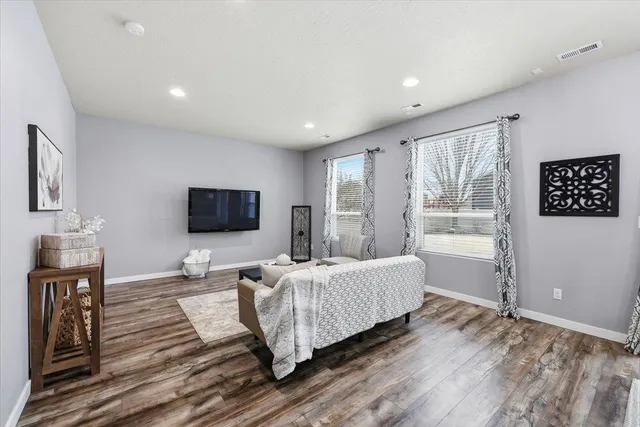 $649,900 | 616 South Moen Street, Spokane Valley, WA 99016