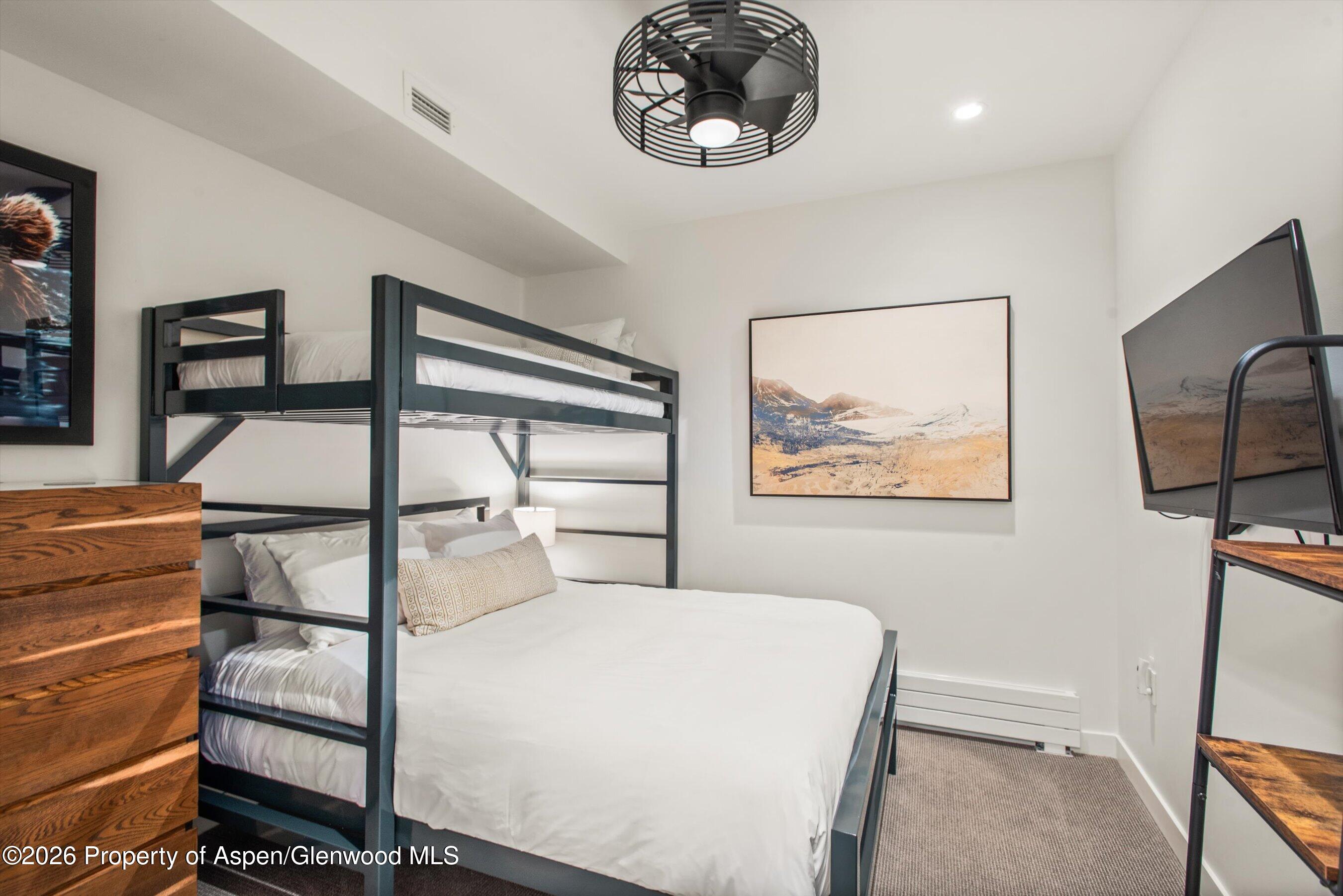 119 Wood Road, Unit 407 Snowmass Village, CO 81615 - Photo 15 of 26 18-119WoodRd407_260606018