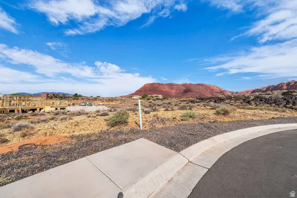 $1,395,000 | 1267 East Specter Court, Unit 23, Ivins, UT 84738