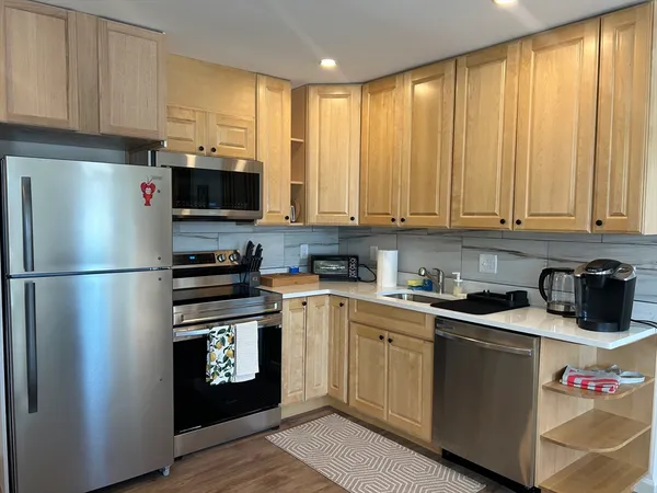 $2,850 | 64 Salem Street, Unit 203, Medford, MA 02155