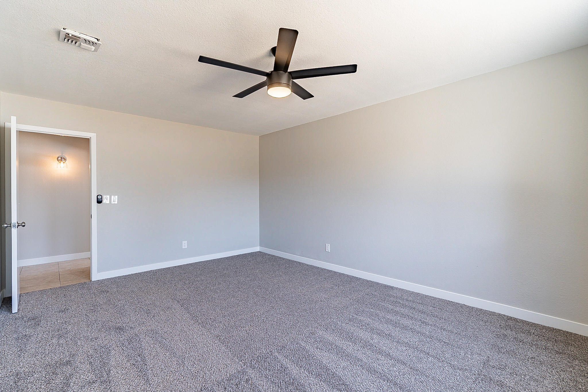 2541 East Cochise Road Phoenix, AZ 85028 - Photo 24 of 49 Cochise-24