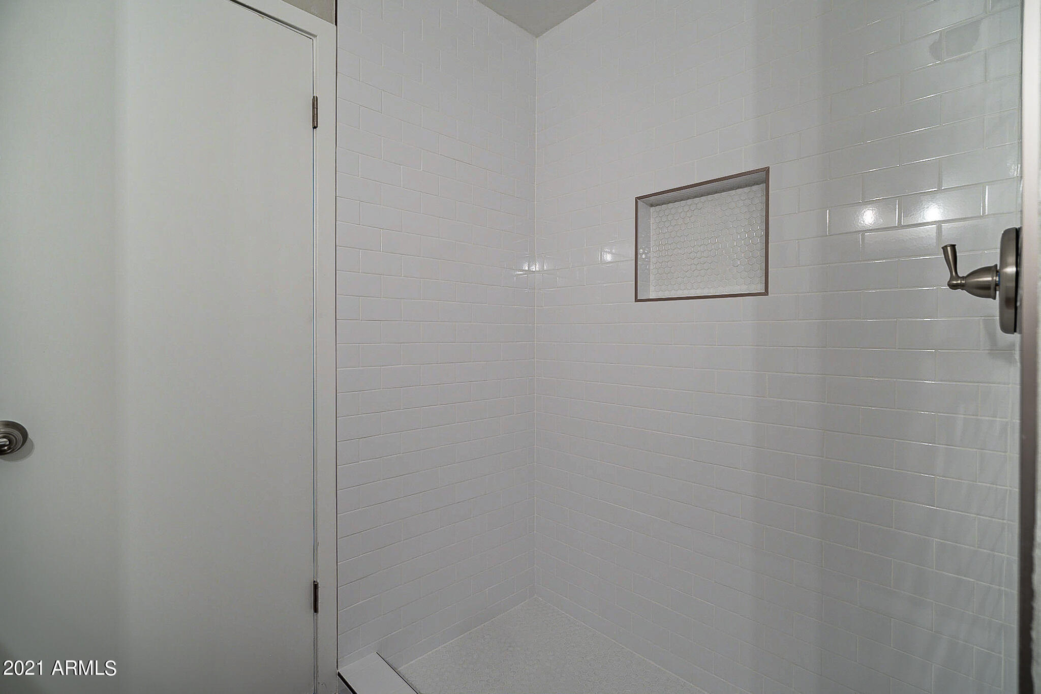 2541 East Cochise Road Phoenix, AZ 85028 - Photo 27 of 49 Cochise-27