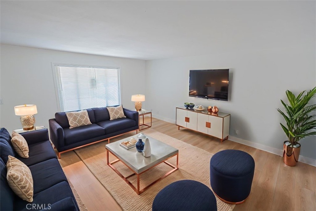 17518 Eric Avenue Cerritos, CA 90703 - Photo 25 of 51 Virtual staging living room