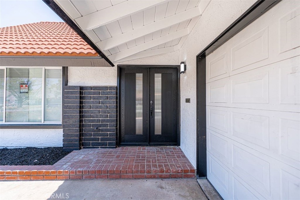 17518 Eric Avenue Cerritos, CA 90703 - Photo 3 of 51