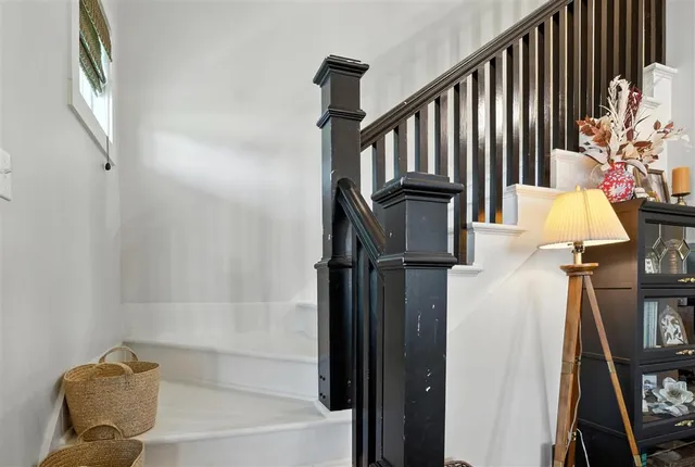 $895,000 | 7741 Gossett Road, Lake Charles, LA 70605