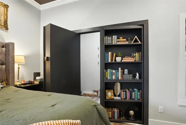 $895,000 | 7741 Gossett Road, Lake Charles, LA 70605