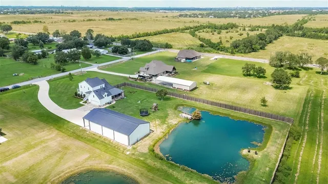 $895,000 | 7741 Gossett Road, Lake Charles, LA 70605