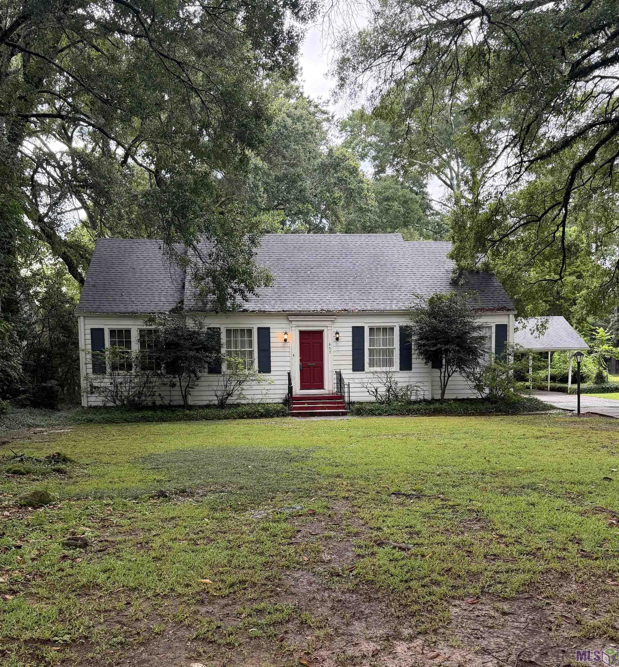 657 Sunset Boulevard Baton Rouge, LA 70808 - Photo 1 of 15
