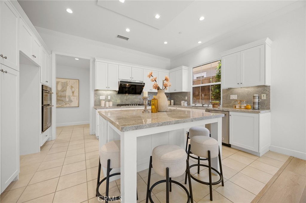 60 Quentin Irvine, CA 92620 - Photo 8 of 37