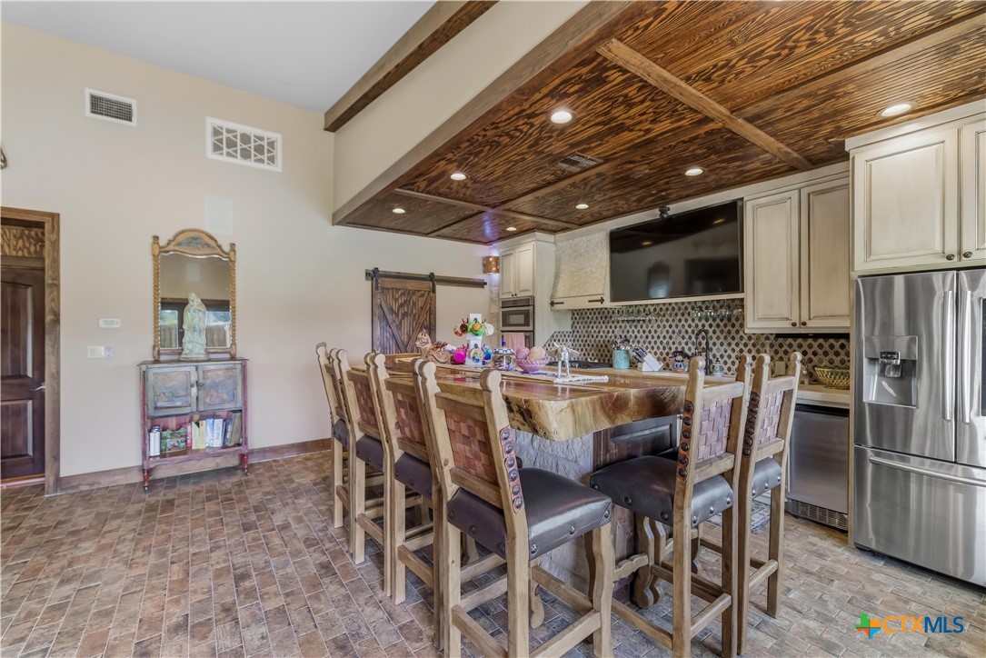 2796 Benbow Road Inez, TX 77968 - Photo 7 of 43