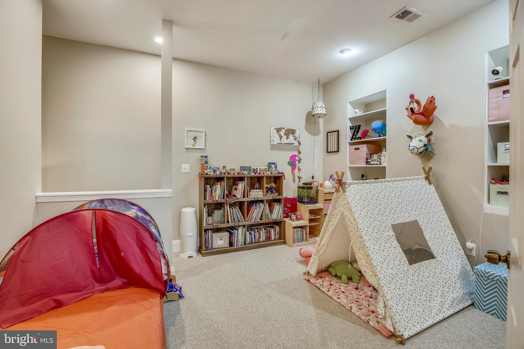 736 11th Street Northeast Washington, DC 20002 - Photo 34 of 43 Unit 2 Upper Level BR