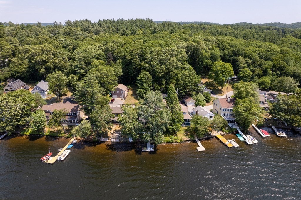 48 Lake Attitash Road Amesbury, MA 01913 - Photo 11 of 38 Gallery Image 11