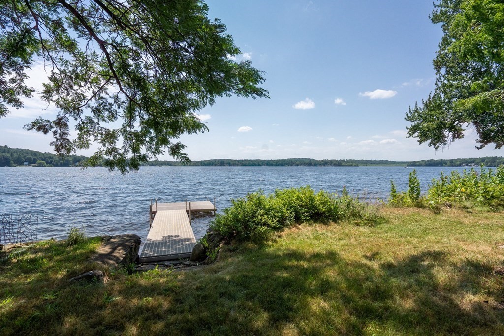 48 Lake Attitash Road Amesbury, MA 01913 - Photo 8 of 38 Gallery Image 8