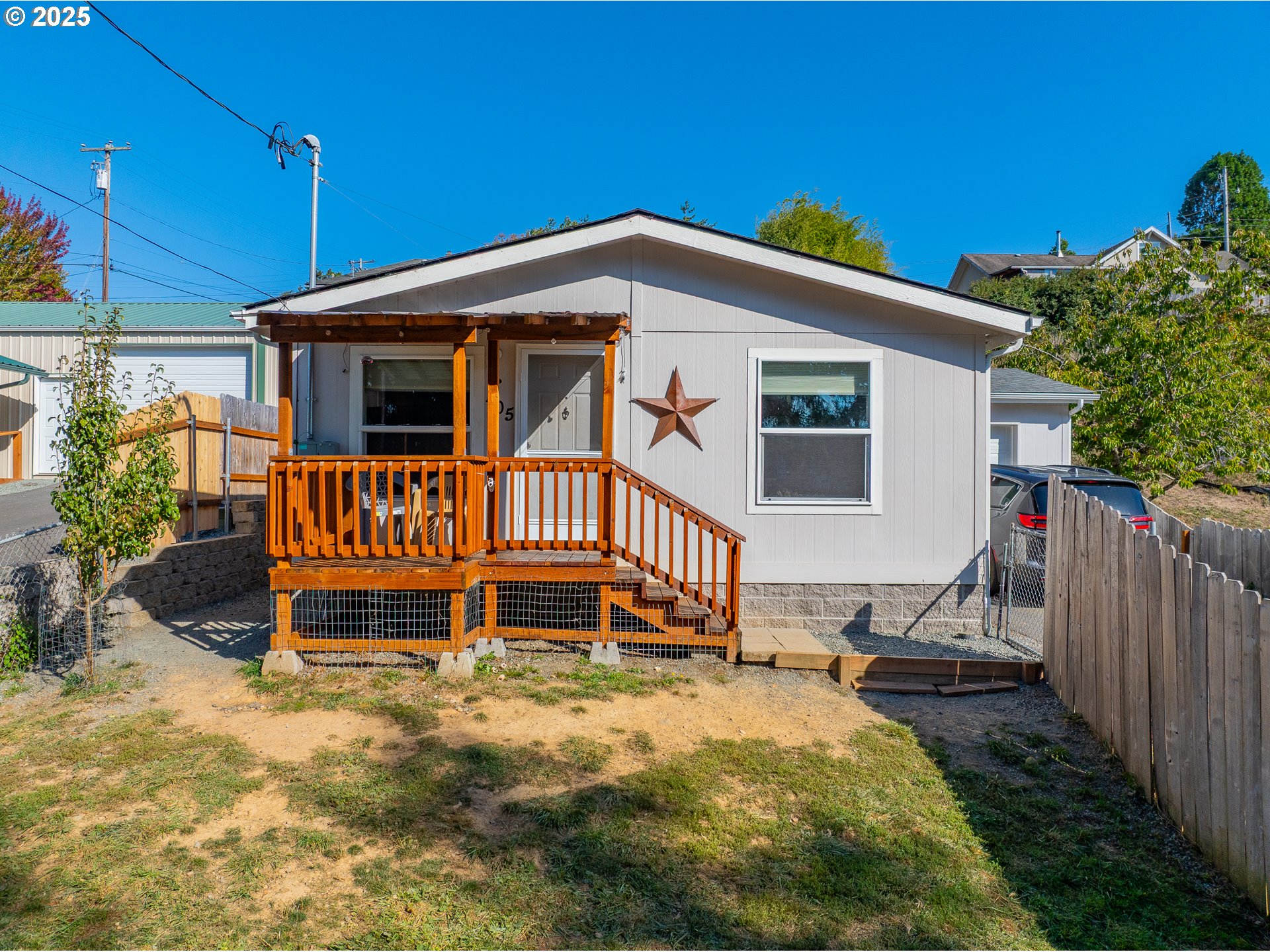 405 B Street Myrtle Point, OR 97458 - Photo 1 of 34 Gallery Image 1