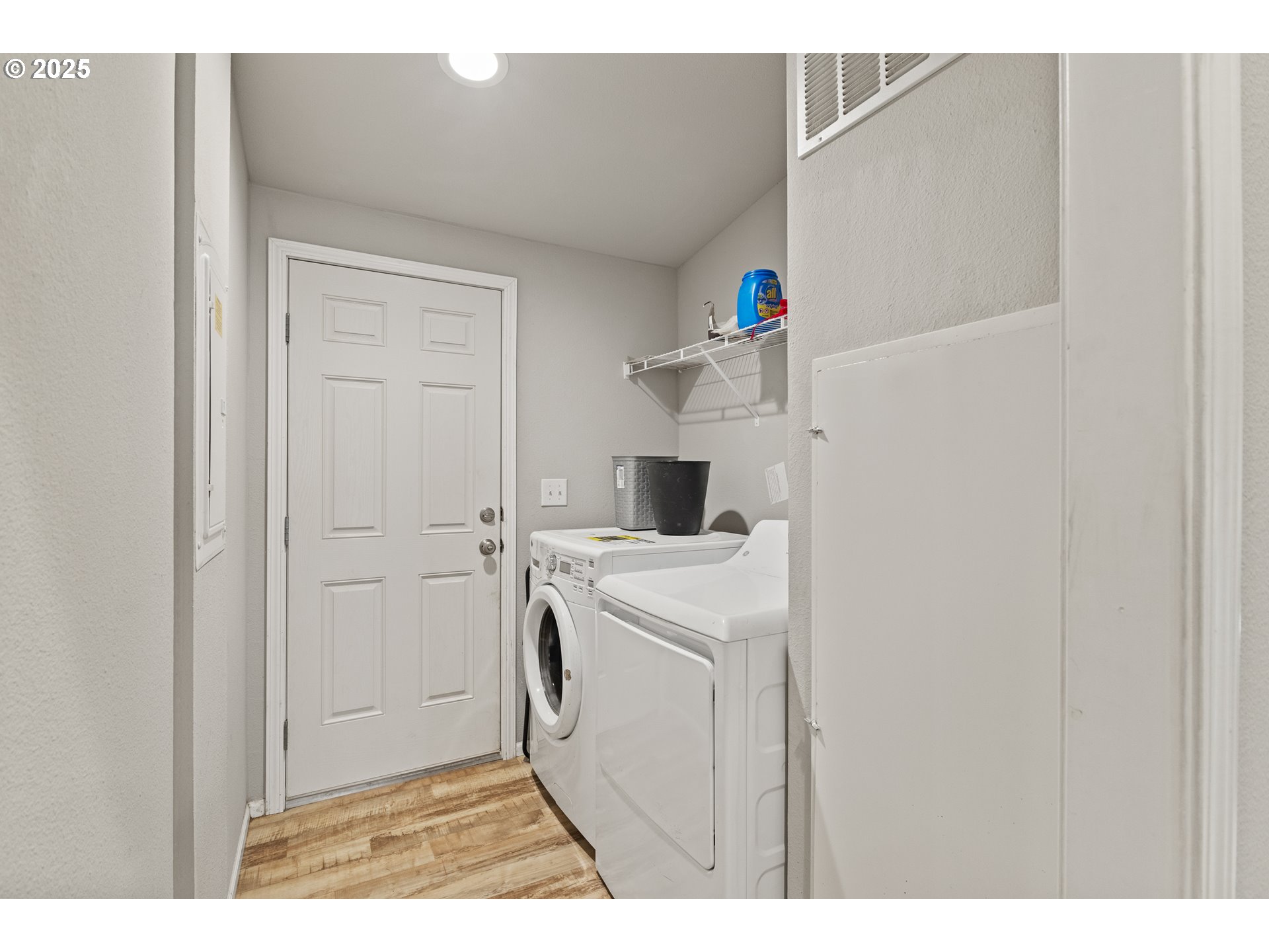 405 B Street Myrtle Point, OR 97458 - Photo 13 of 34 Gallery Image 13