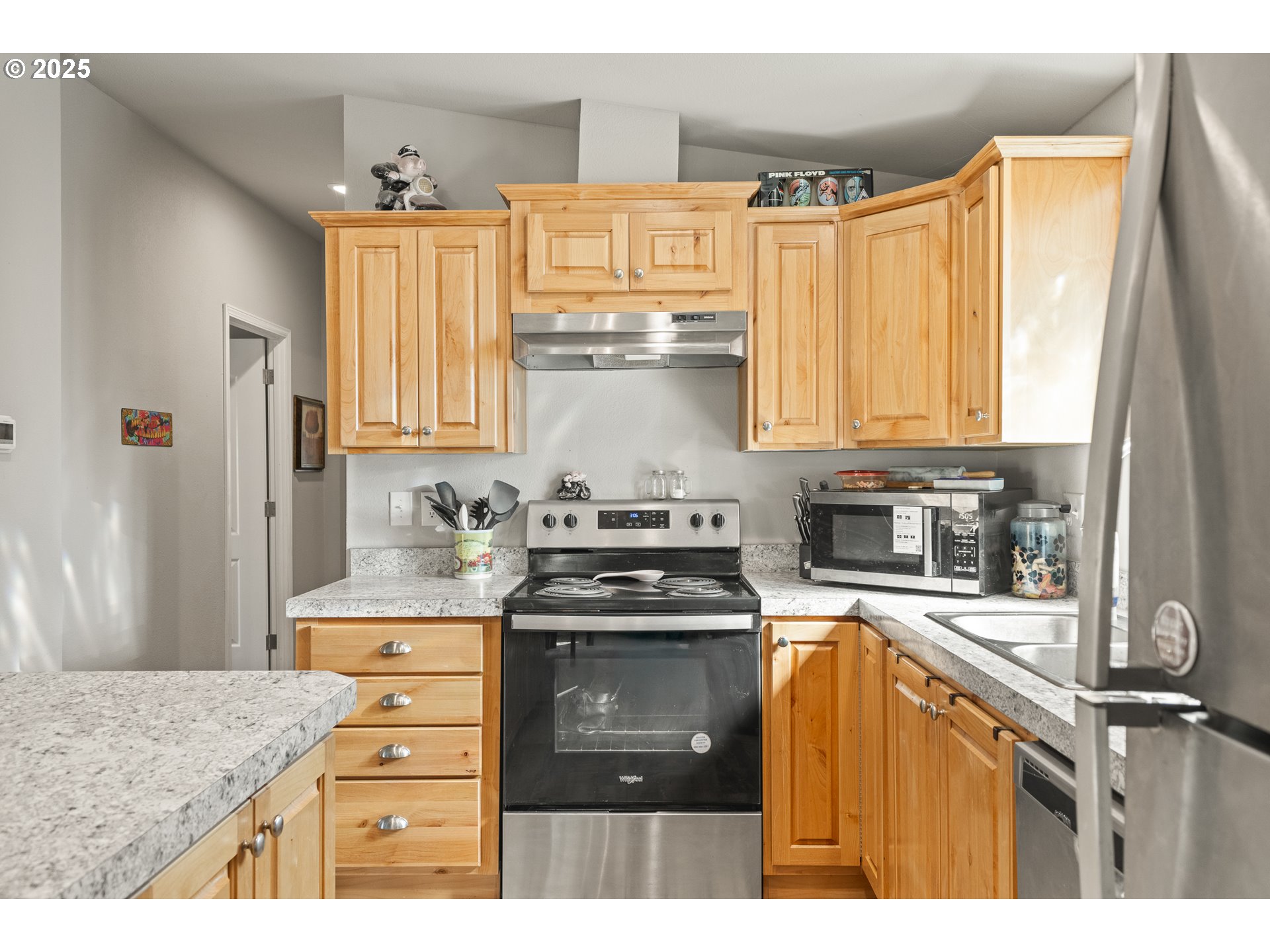405 B Street Myrtle Point, OR 97458 - Photo 10 of 34 Gallery Image 10