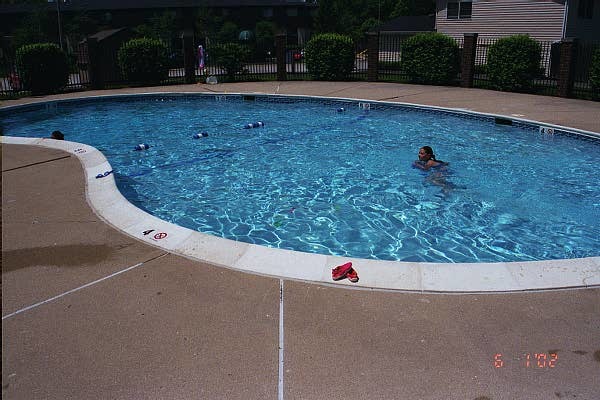 2664 Woodview Court, Unit 2664 Waukegan, IL 60087 - Photo 6 of 6 a view of a outdoor space