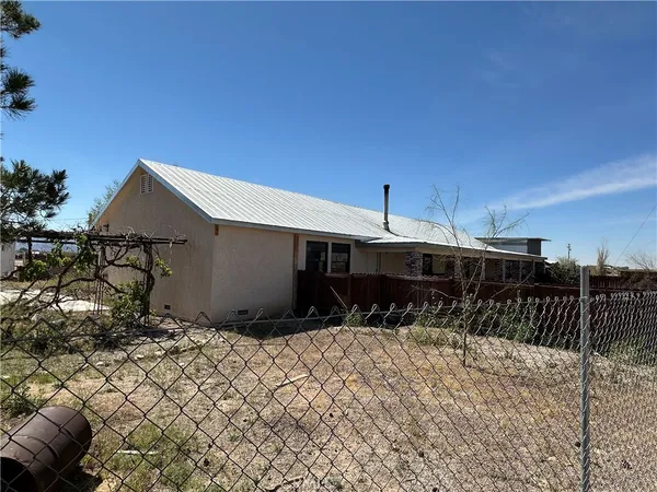 $308,000 | 46363 Valley Center Road, Unit A B, Newberry Springs, CA 92365