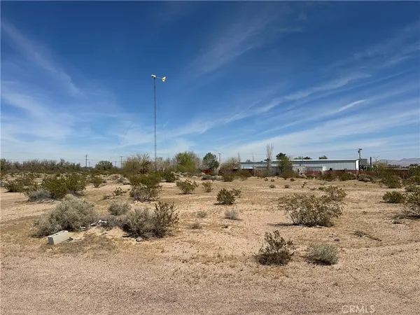 $308,000 | 46363 Valley Center Road, Unit A B, Newberry Springs, CA 92365