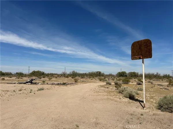 $308,000 | 46363 Valley Center Road, Unit A B, Newberry Springs, CA 92365