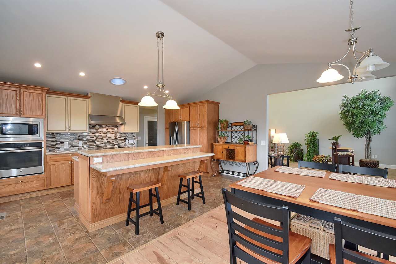 12311 East Randall Road Mead, WA 99021 - Photo 11 of 20