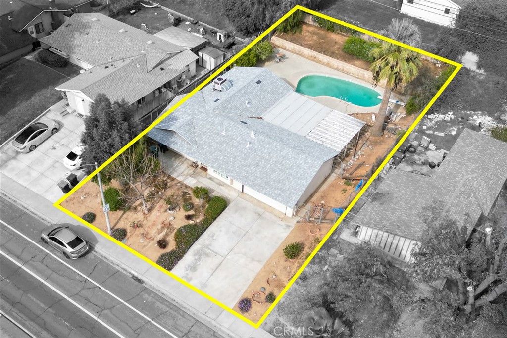 461 West Blaine Street Riverside, CA 92507 - Photo 19 of 22 an aerial view of a house
